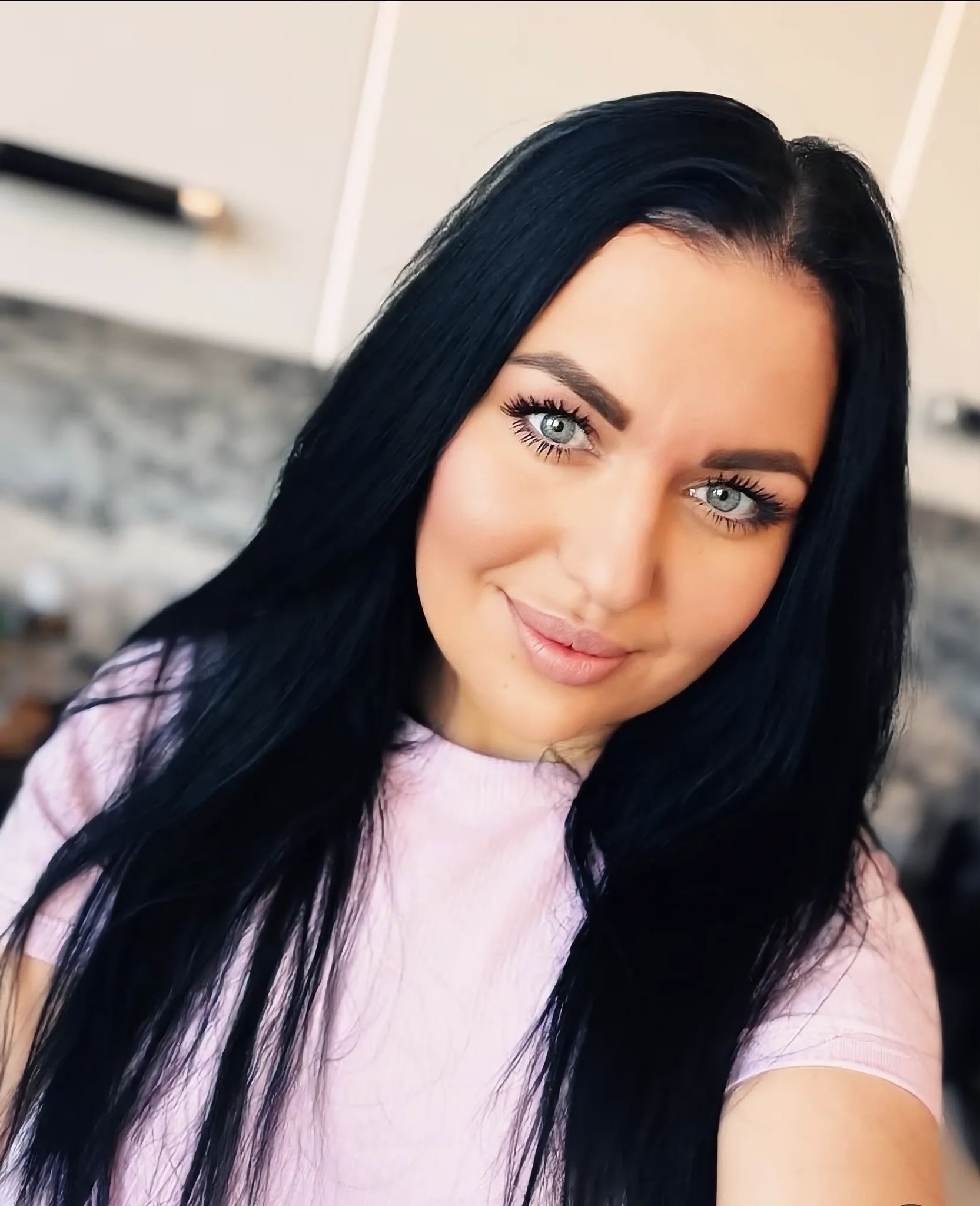 Анну Шаповалову