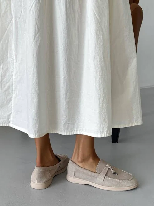 shoes Лофери з оздобленням бежеві LadyBoom $1095