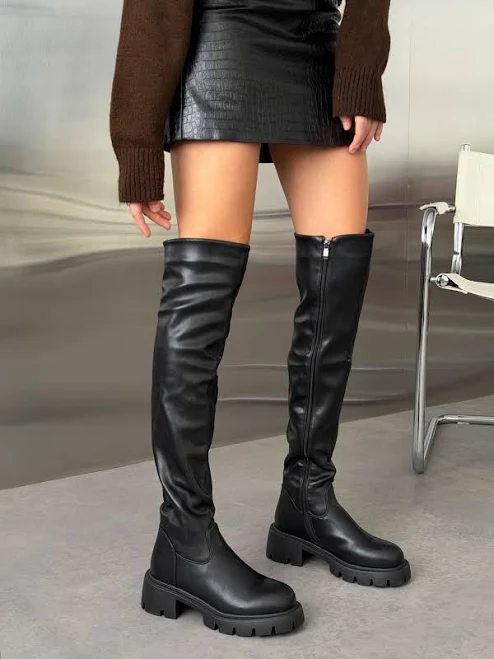 shoes Ботфорти на платформі чорні LadyBoom $1540