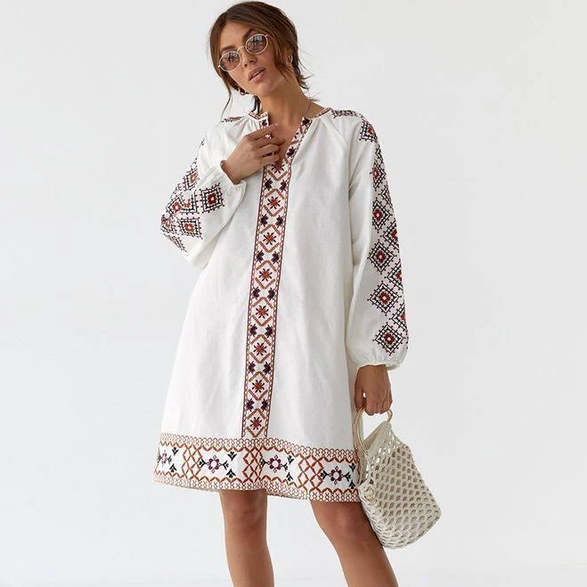 dress Біла сукня з вишивкою 