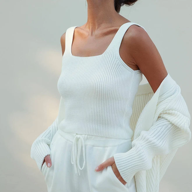 шовкова майка з мереживом Топ майка молоко 25 Union $1600