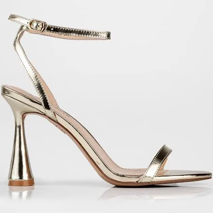 shoes Босоніжки на високих підборах у золотому кольорі fours-shoes.com $1600