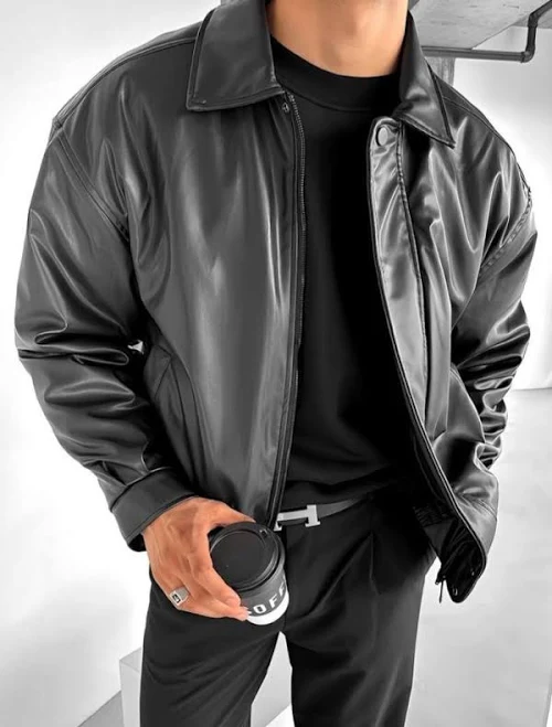 outerwear Об'ємний шкіряний бомбер OUT $2599