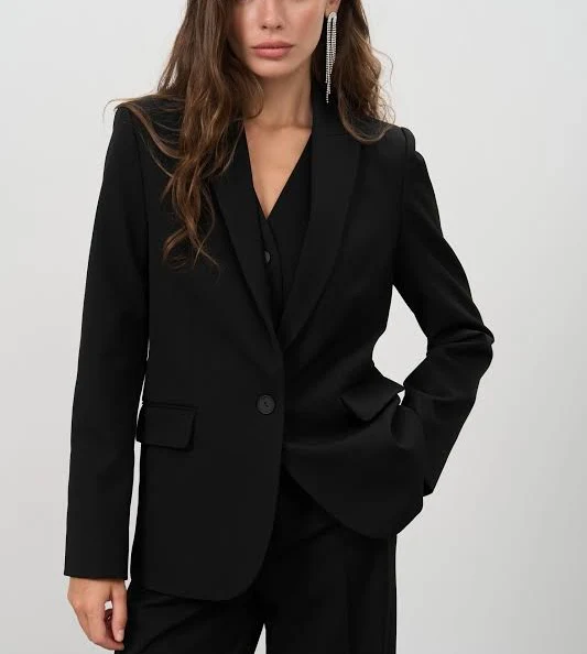 піджак Піджак класичний приталений чорний Feel You $2699