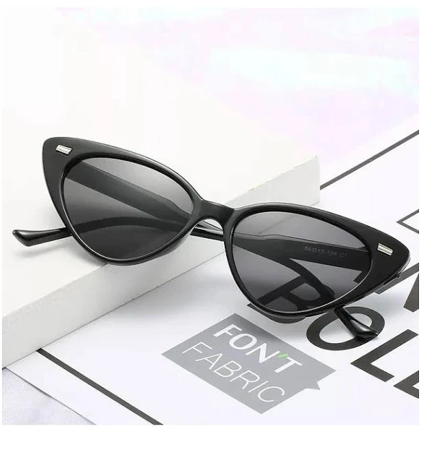 accessory Жіночі сонцезахисні окуляри котяче око чорні з металевою вставкою. Сонцезахисні окуляри ROZETKA $369