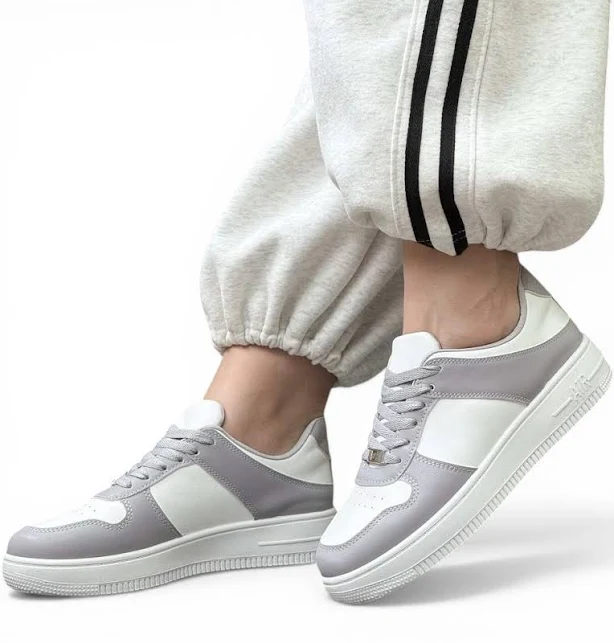 shoes Жіночі кросівки білі з сірими вставками демісезонні на високій підошві 39 Chobit $640