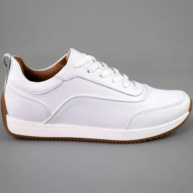 shoes Кросівки жіночі шкіра 592411 Білі Sezon $2890