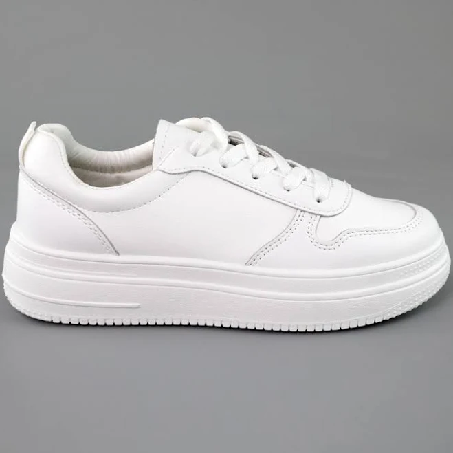 shoes Кеди жіночі шкіра 592757 Білі Sezon $690