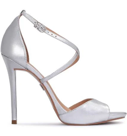 shoes Елегантні сріблясті босоніжки на високих підборах Kazar $6099