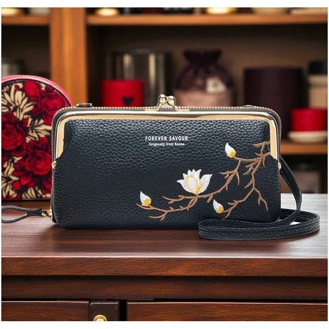 bag Женская мини сумочка клатч с вышивкой на плечо, маленькая сумка кошелек на плечо Черный. Сумки ROZETKA $704