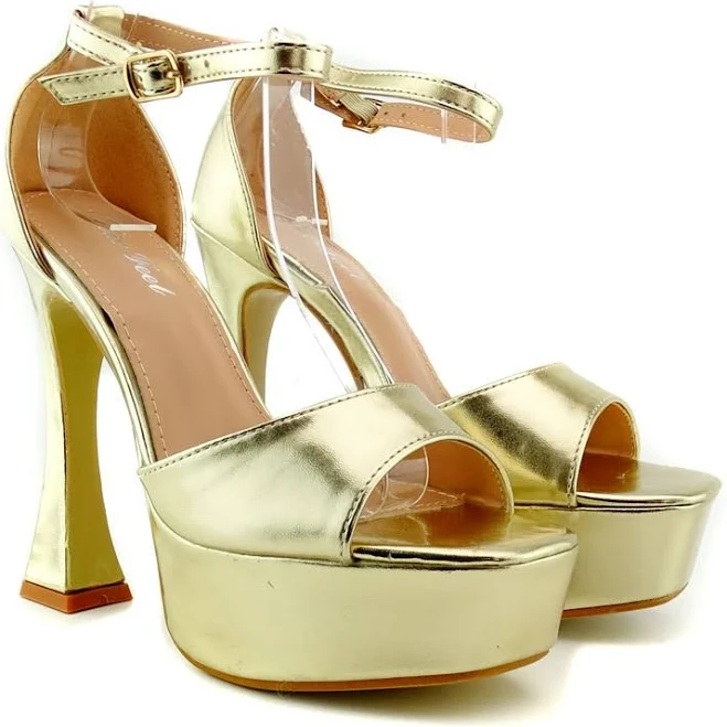 shoes Босоніжки на платформі золото екошкіра лак Kokietki $919.33