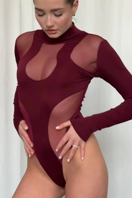 long sleeve top Бордове красиве ефектне боді облягаюче з довгими рукавами з мікродайвінгу зі вставками з сітки Stefania-shop $960