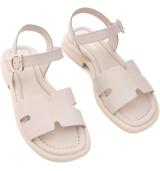 shoes Босоніжки жіночі на низькому ходу, ATTICO, шкіра, колір кремовий, 115890 Attico $2399