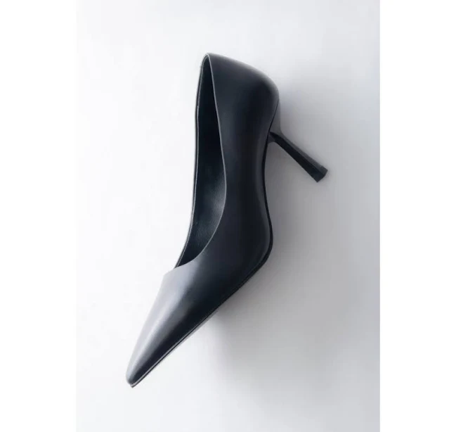 shoes Estro Туфлі-човники шкіряні чорні / розмір Estro $3990