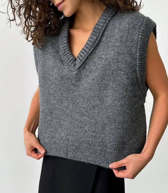 vest Вʼязаний жилет темно-сірий LEMAN LM4728-1 Leman $699