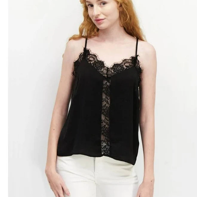 майка Майка жіноча з мереживом NA-KD 1100-001021-0002 34 Чорна (7325941184477). Жіночі майки ROZETKA $299