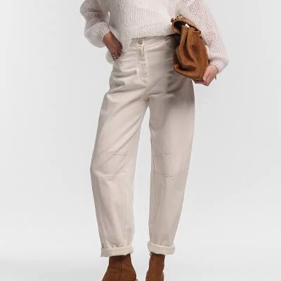 high-waisted jeans Джинси білі TAVA. Жіночий одяг > Джинси EmmelieDelage $2690