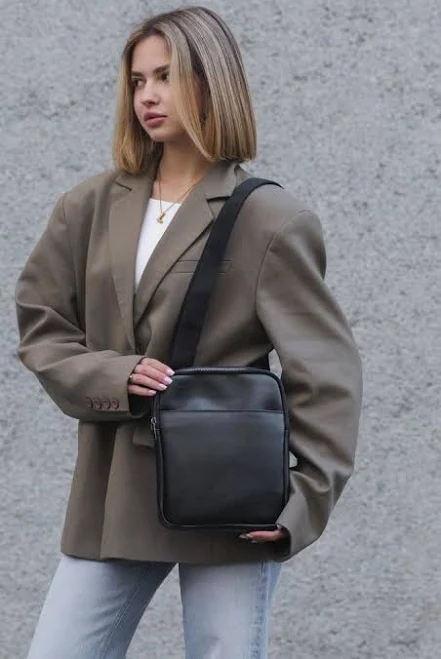 bag Жіноча Шкіряна Сумка Месенджер Without Metal Black Without.com.ua $698