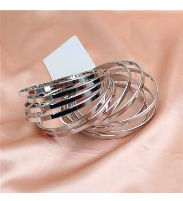 accessory Сет сріблястих браслетів 12 штук за супер ціною Soroka.me $275