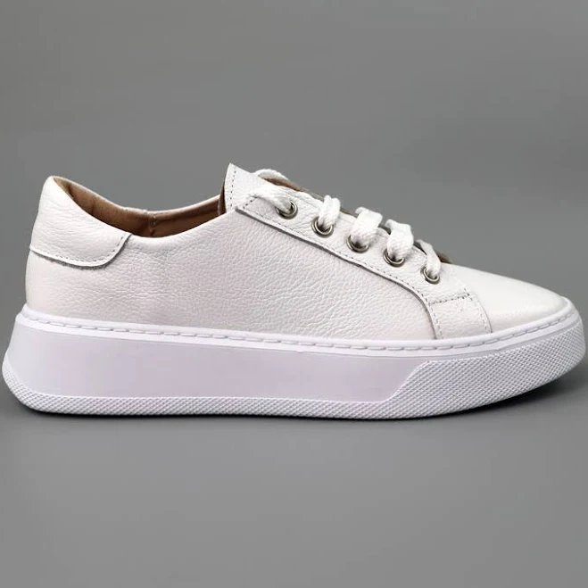 shoes Кеди жіночі шкіряні Білі Sezon $1290
