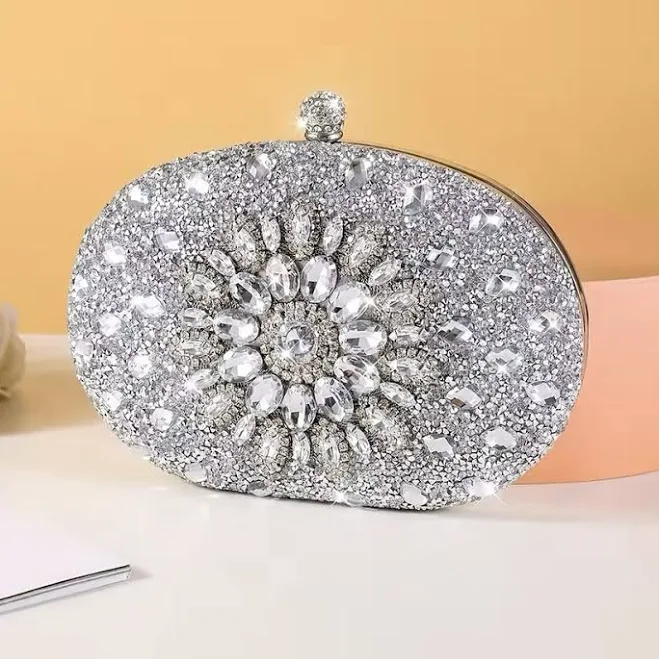 bag Серебристый клатч с камнями стильная вечерняя сумка 21 * 17 * 5 см для праздничных и торжественных событий ручка серебро Prom $1400