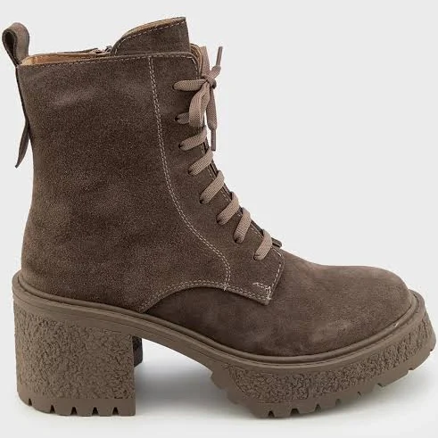 shoes Жіночі коричневі замшеві ботильйони Коричневий 38 DONNA STYLE 382-9340-R367 md-fashion.ua $2299