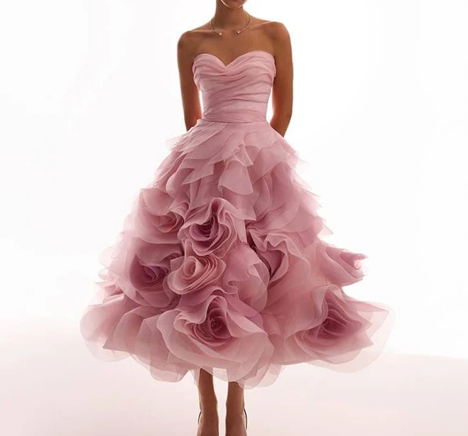 dress Рожева мідісукня з об'ємними квітами на спідниці Milla $67200