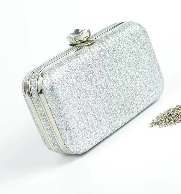 bag Клатч бокс серебристый вечерний маленький блестящий на цепочке 19x10x6 см. Сумки ROZETKA $820