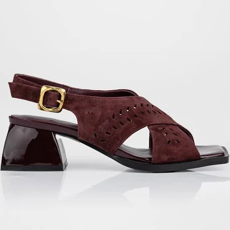 Обувь Бордовые босоножки на устойчивом каблуке fours-shoes.com $2240